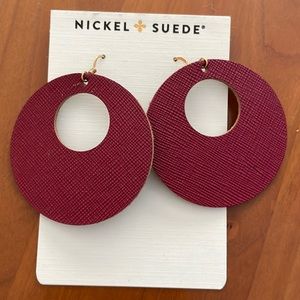 Nickel & Suede cranberry novas